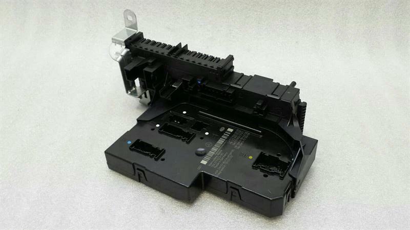 MERCEDES SLK R172 Fuse Box A1729060005 Sicherungskasten