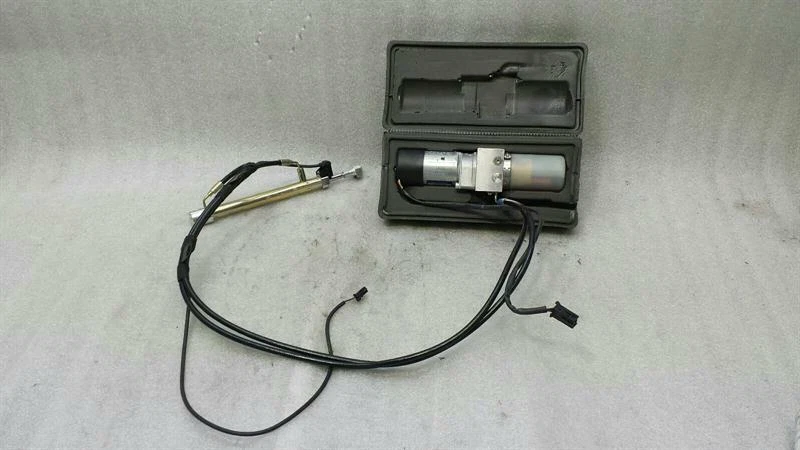 MERCEDES W221 Boot Hydraulic Pump A2218000148 Heckklappe Hydraulikpumpe .