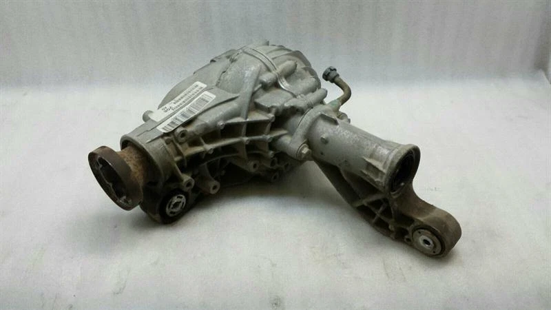 JEEP CHEROKEE Front Diff 68251558AA Differential Vorne SRT8 6.4 V8 2013