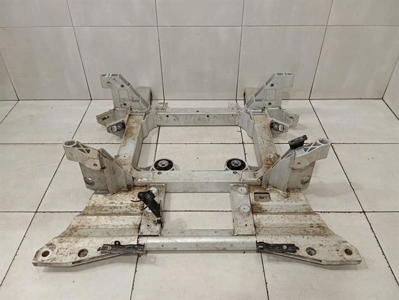 JAGUAR i-PACE X590 EV400 Beam Subframe Front J9D3-5C145-AE Vorderachsträger