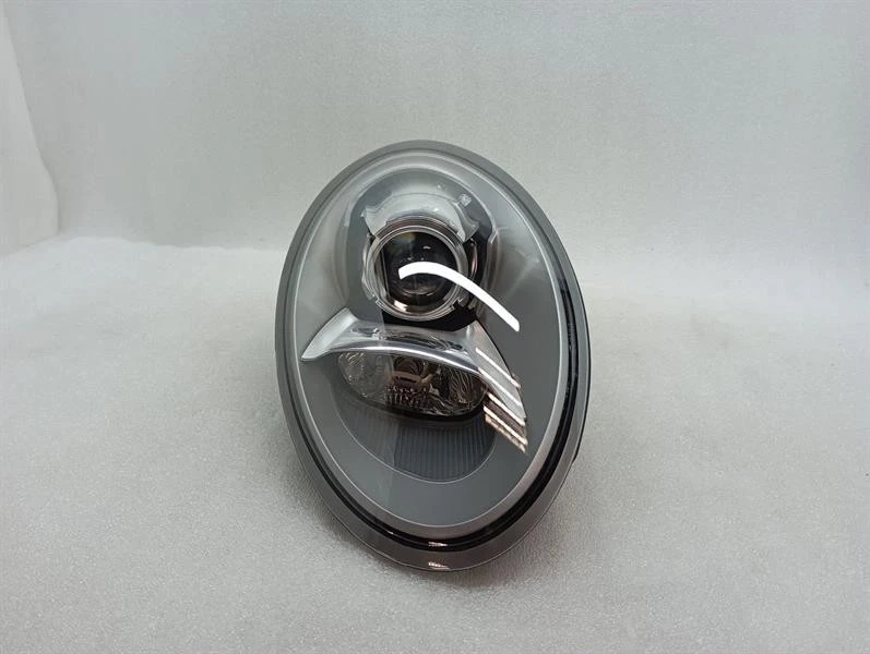PORSCHE 911 991 Right Headlight 99163122204 XENON LHD Scheinwerfer Rechts