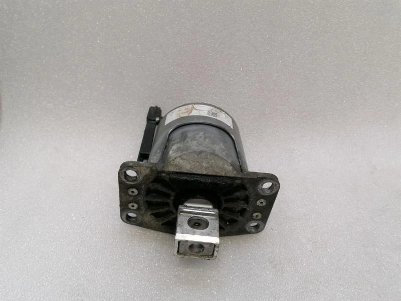 PORSCHE 911 992 Engine mount 992199384A Motorhalter