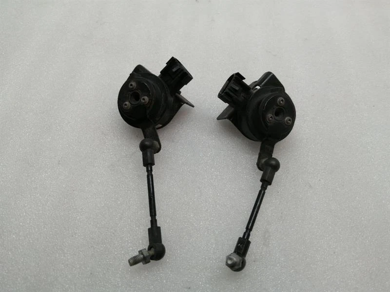 CHEVROLET CORVETTE C7 Z06 Ride height level sensor 23110568 sensor satz