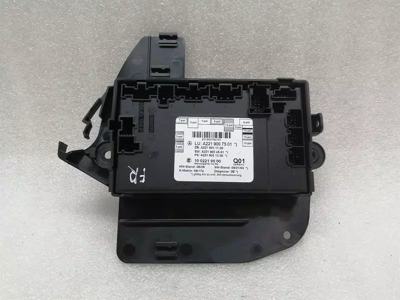 MERCEDES S-class W221 Front Right Door module A2219007501 TurSteuergerät Vorne R