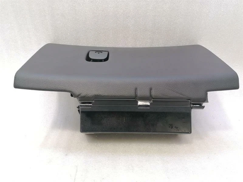 CHEVROLET CORVETTE C6  Glovebox 15924027 Handschuhfach - Image 5