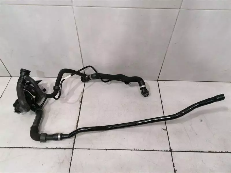 MERCEDES CLS C257 W257 Additional cooling pump A0005003800 Kühlmittelpumpe Pumpe