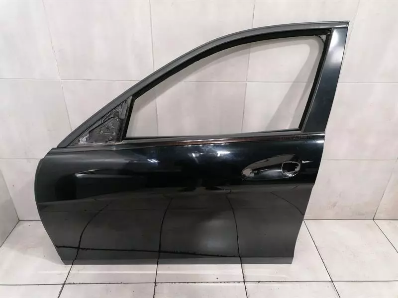 MERCEDES C Class W204 Left Front Door A2047200105 Tür Vorne Links