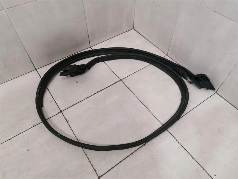MERCEDES SL R231 Boot Lid Seal A2317500198 Heckklappe dichtungen