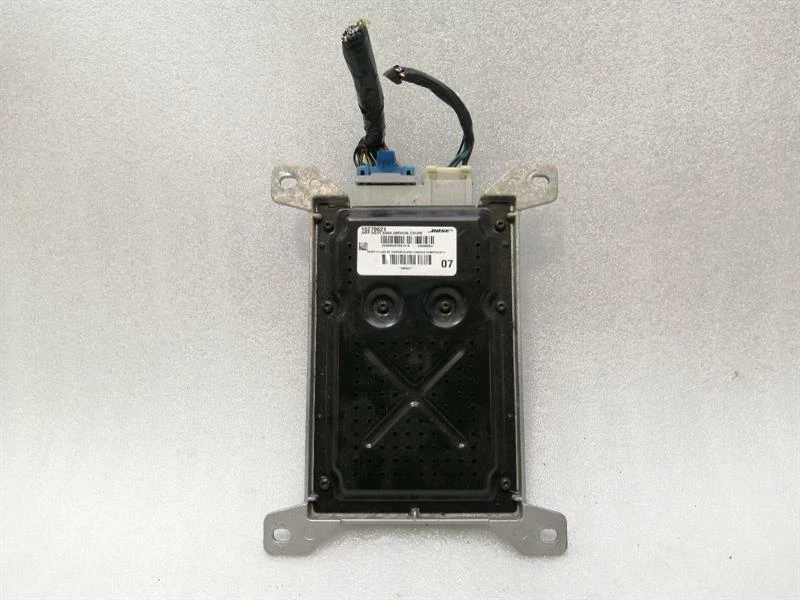 CHEVROLET CORVETTE C6 Amplifier 15270621 Verstärker BOSE - Image 2