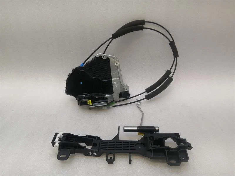 LEXUS RC F TRACK XC10 Door lock 69030-60250 Türschloss