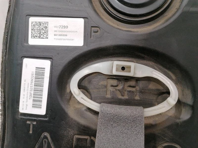 CHEVROLET CORVETTE C7 Fuel Tank 84037299 Kraftstofftank Right Rechts - Image 2