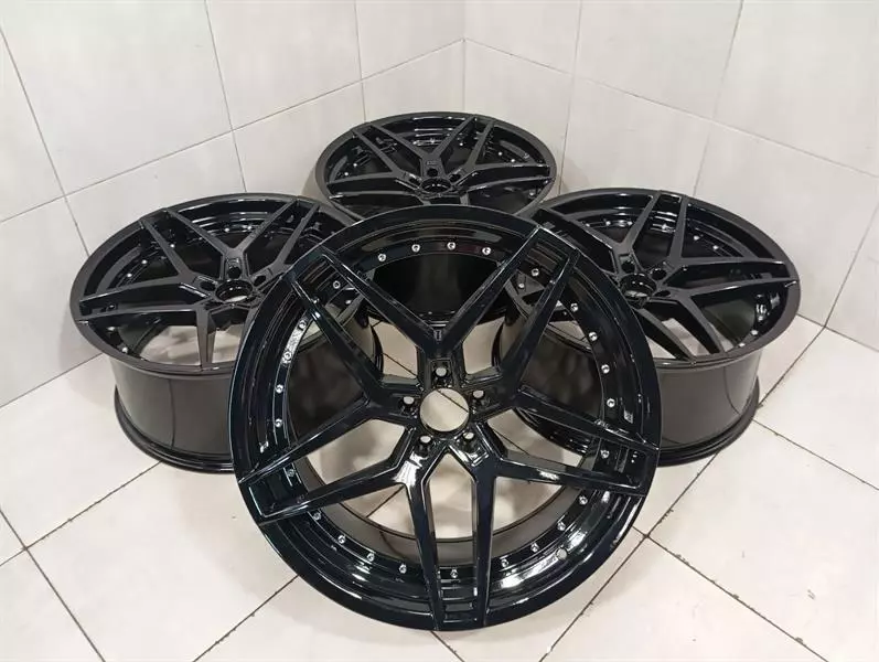 22 MERCEDES ML W164 GL X164 Alloy Wheels LEXANI R22 Alufelge satz10.5J ML63 AMG