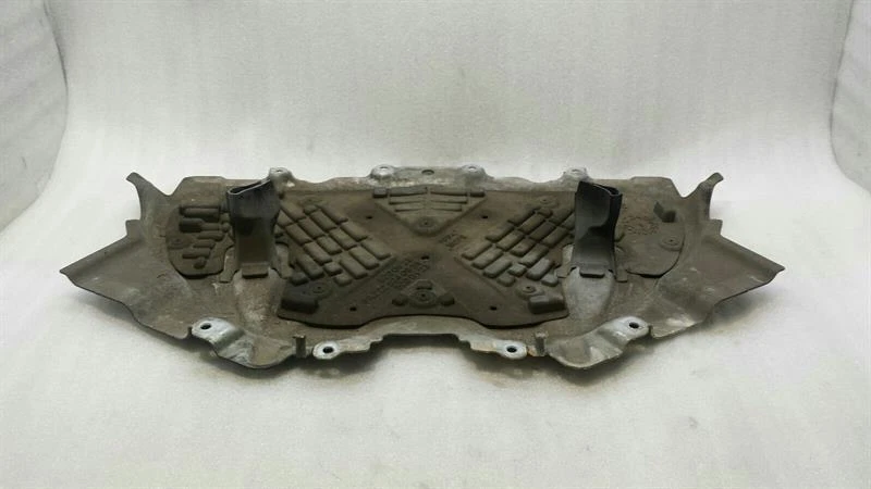 MERCEDES S-class W222 FRONT UNDERTRAY A2225240101 Unterbodenverkleidung VORNE