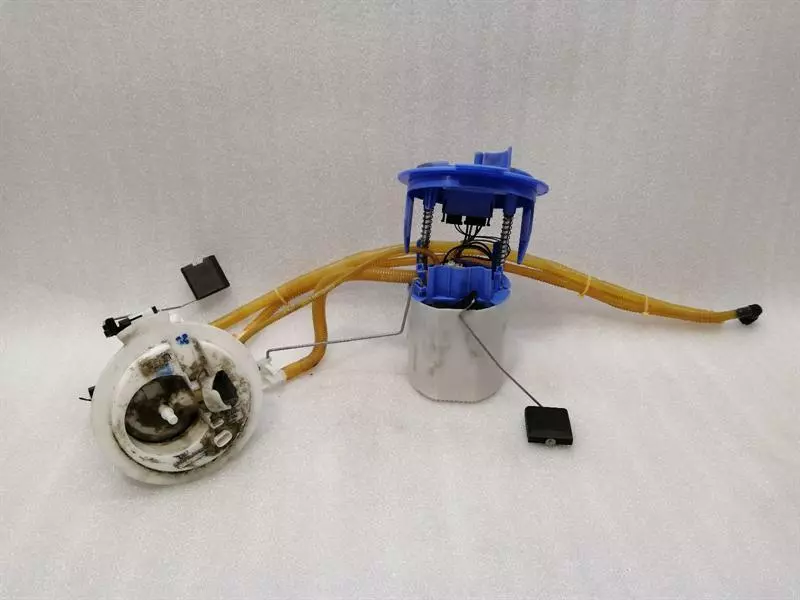 MERCEDES E63 W212 AMG Kraftstoffpumpe Elektrisch A2184700494 Fuel Pump M157