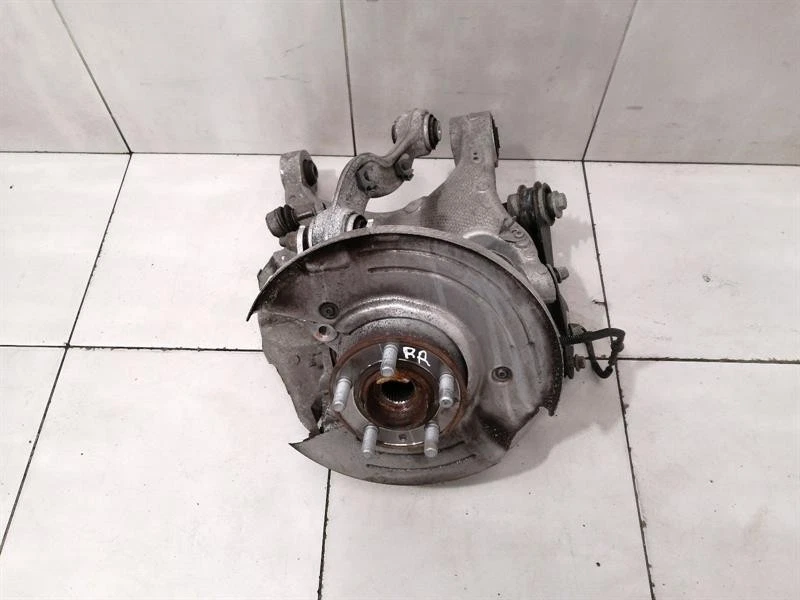 JAGUAR i-PACE X590 EV400 Right Rear Hub T4K4811 Radlagergehäuse Hinten Rechts