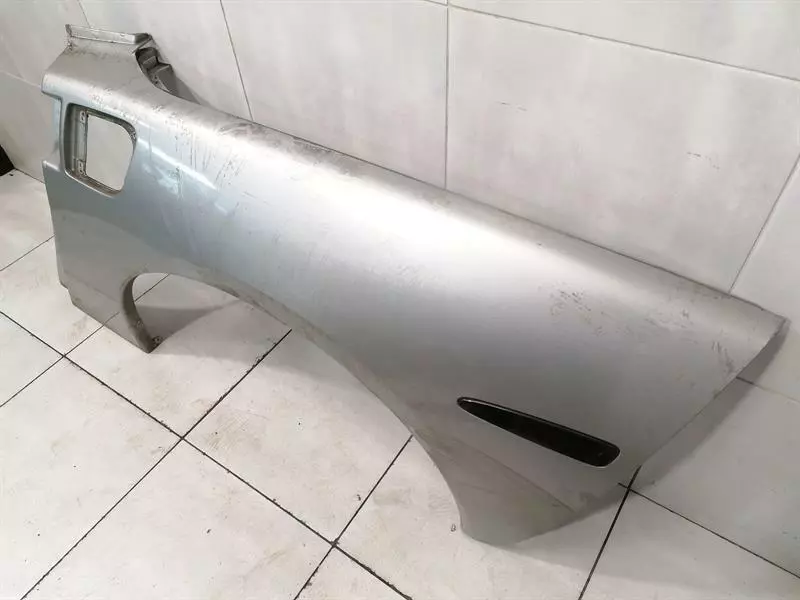 CHEVROLET CORVETTE C6 Rear fender 22813565 LEFT SIDE LINKS SEITENTEIL WING - Image 2