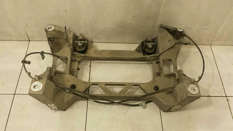 CHEVROLET CORVETTE C6 Subframe Rear 15864493 Achsrahmen Hinterachse