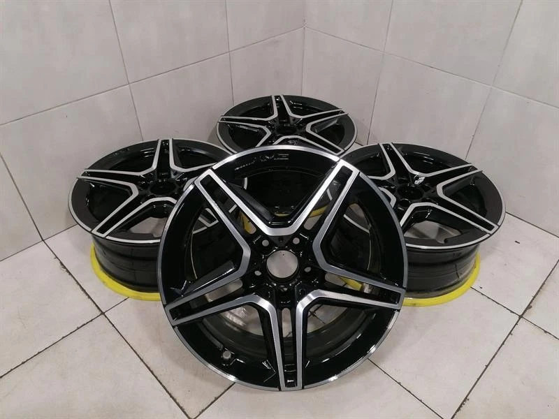 AMG 18 MERCEDES A Class W177  Alloy Wheel A1774014000 Alufelge 8JX18 ET40