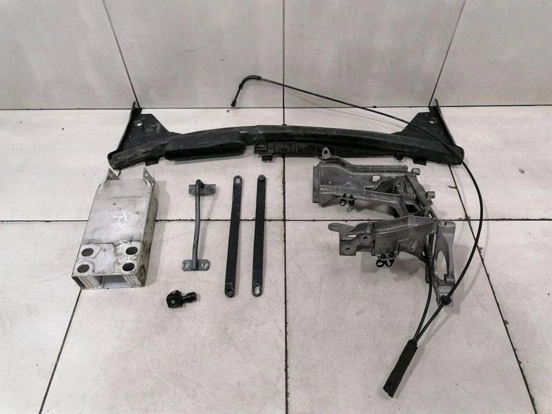 MERCEDES C Class W205 Front End Clip A2055000055 Schloßträger Frontmaske