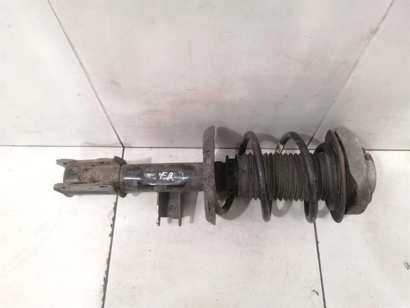 MERCEDES A W176 A45 AMG Shock Absorber FRH A1763233600 Stossdämpfer Vorne Re