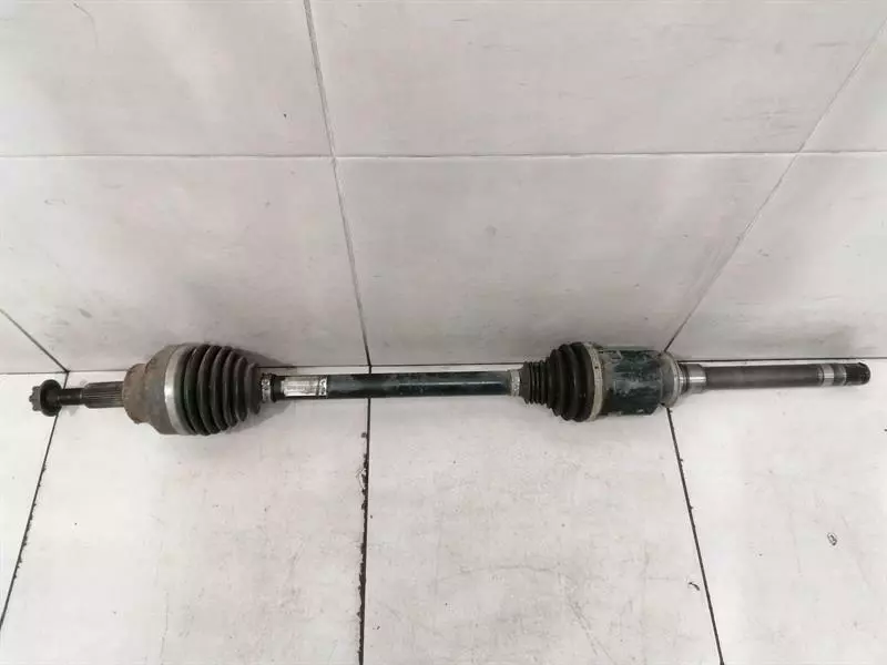 JEEP GRAND CHEROKEE WK2 MK4 Right Drive Shaft 68193660AA Antriebswelle Rechts