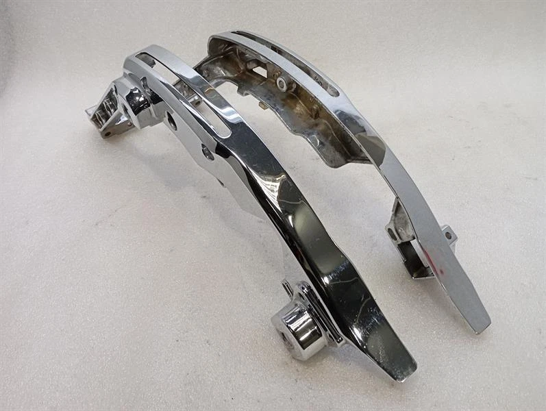 HARLEY-DAVIDSON CHROME SADDLEBAG SUPPORT 90200503 90200502 Halter Träger
