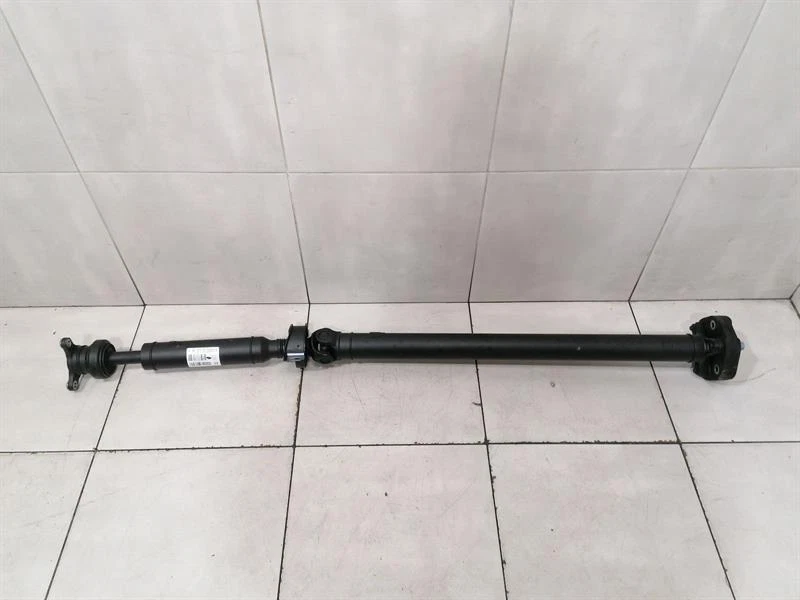 MERCEDES CLS C257 W257 Propshaft A2134103804 Kardanwelle