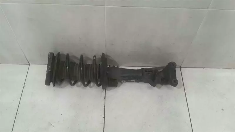 MERCEDES C Class W204 Shock Absorber Front A2043202866 Stossdämpfer Vorne