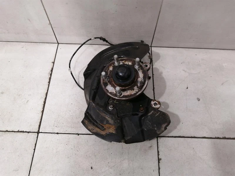 FORD MUSTANG MK6 S550 Left Front Hub FR3Z-3106-A Radlagergehäuse Vorne Links