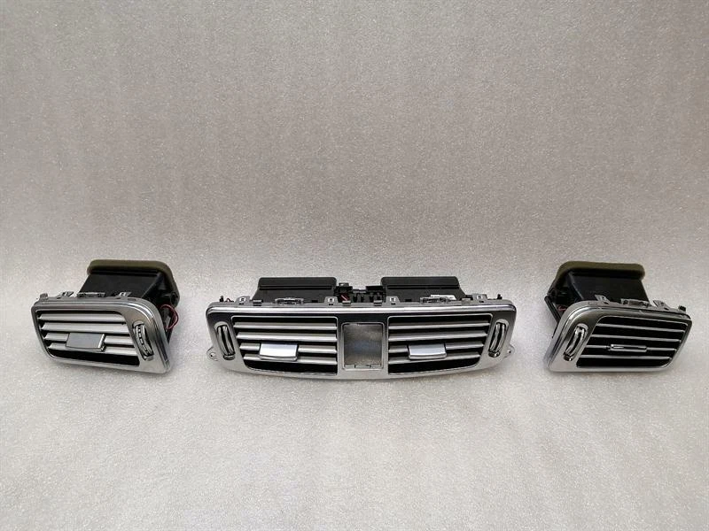 MERCEDES CLS W218 Air vent Set A2188300754 Lüftungsdüse Lüftungsgitter Satz