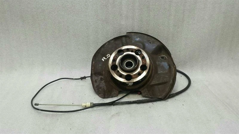 MERCEDES SLK R171 Right Rear Hub A2033501408 Radlagergehäuse Hinten Rechts