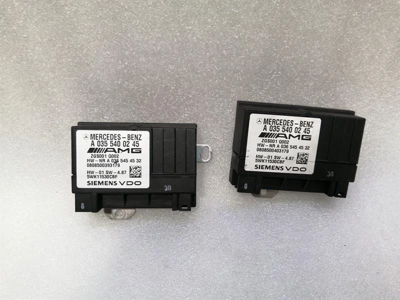 MERCEDES C Class W204 Fuel Pump Module Set of 2 A0355400245 Kraftstoffpumpe