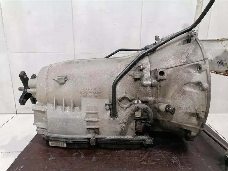 MERCEDES SL R230  Gearbox A2302700100  Getriebe 722.643 M113 V8 BRACKET DAMAGE