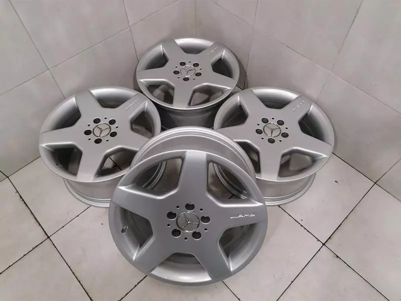 AMG MERCEDES S-class W220  Alloy Wheel A2204013702 Alufelge R18  8.5J 9J ET44