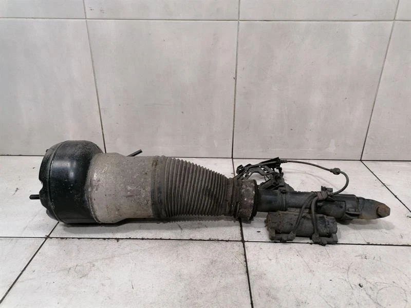 MERCEDES W222 Shock Absorber Front Right A2223204813 Stossdämpfer Vorne AIRMATIC