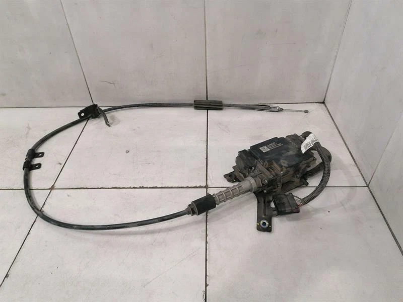 CHEVROLET CORVETTE C7 Z06 emergency parking brake module 23436427 PARKBREMSE - Image 2