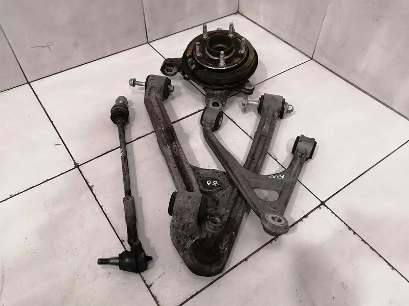 CHEVROLET CORVETTE C6 Right Rear Hub 88965637 Radlagergehäuse Hinten Rechts
