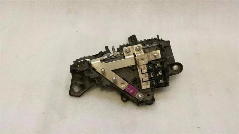 MERCEDES C Class W205 Fuse Box A2055402250 Sicherungskasten OM651
