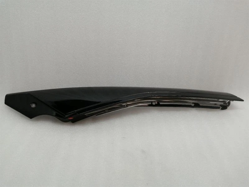 CHEVROLET CORVETTE C7 23163511 Left WINDSHIELD OUTER COVER Abdeckung links