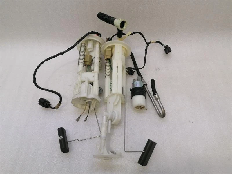 CHEVROLET CORVETTE C6 Fuel Pump Electric 15785206 Kraftstoffpumpe Defekt - Image 2