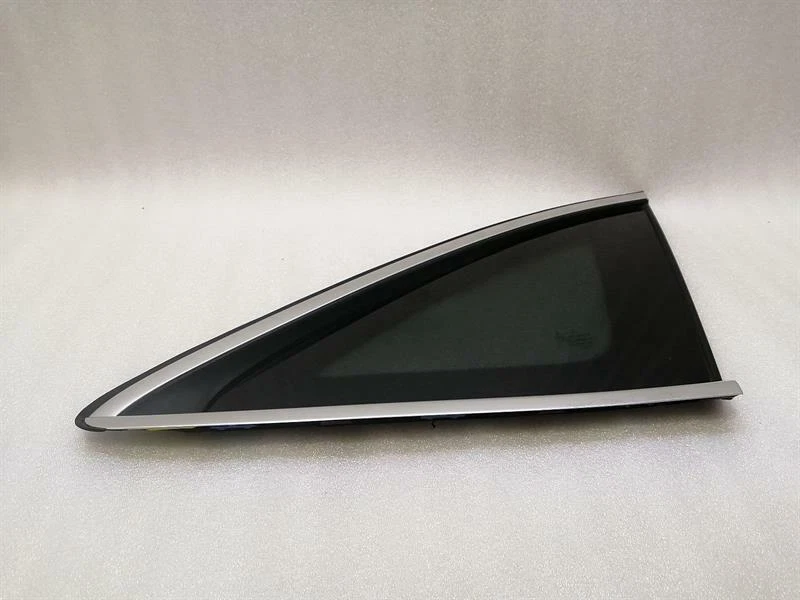 MERCEDES EQC400 EQC N293 RRH Quarter Glass A2936701600 Türscheibe ¼ Hinten Recht