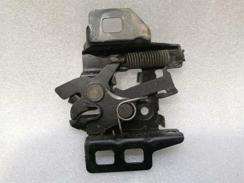 CHEVROLET CORVETTE C6 Bonnet lock 15910867 Motorhaube Schloss - Image 4