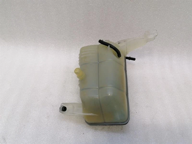 CHEVROLET CORVETTE C7 Z51 Expansion Tank 22786835 Ausgleichbehälter Kühlwasser - Image 3