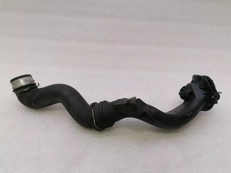 MERCEDES S63 AMG W221 Thermostat Housing A2782000415 THERMOSTATGEHÄUSE M157