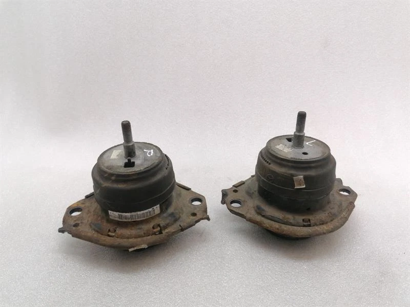 JEEP GRAND CHEROKEE WK2 MK4 SRT8 6.4 Engine mount set 5038548AC Motorhalter V8