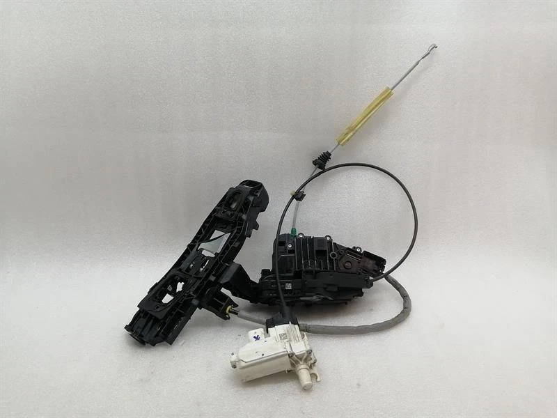 MERCEDES W222 Rear Right Door lock A2227303235 Türschloss Hinten Re SOFTCLOSE