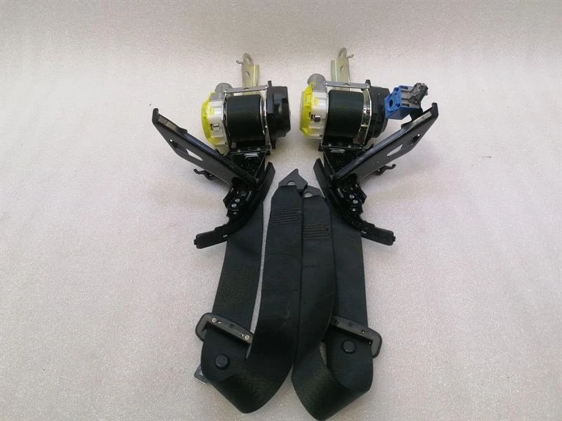 LEXUS RX RX450h AL20 seatbelt  SET OF 2  Sicherheitsgurt Gurt