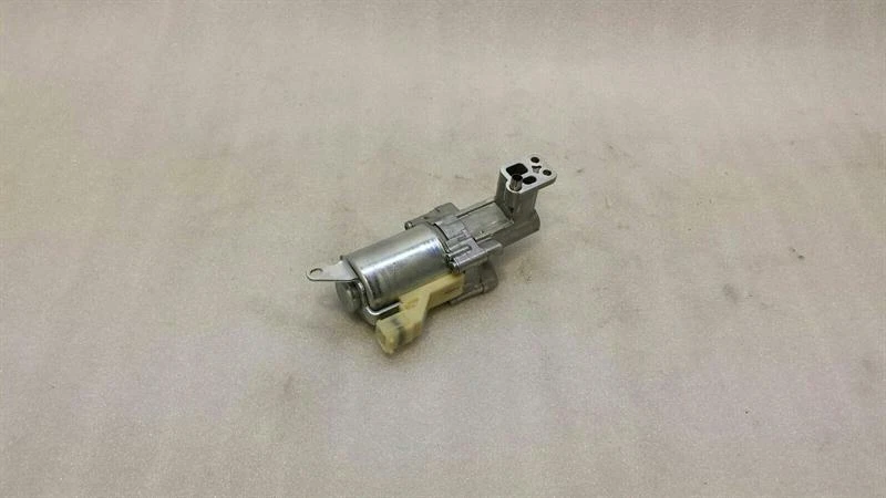 MERCEDES A Class W176 Druckpumpe Automatikgetriebe A2469060018 Gearbox oil pump