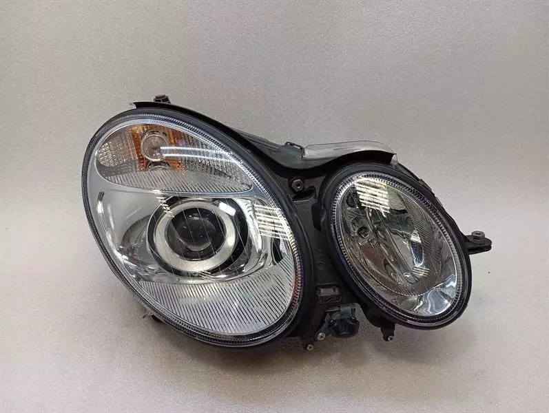 MERCEDES W211 Right Headlight A2118202461 AHL DYNAMIC Scheinwerfer Rechts XENON