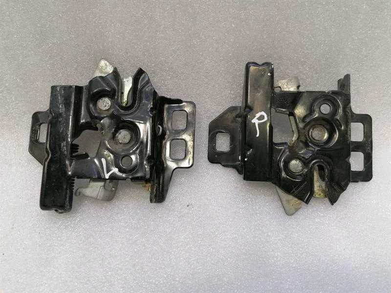 CHEVROLET CORVETTE C6 Bonnet lock Set CORVETTE C6 Motorhaube Schloss Satz
